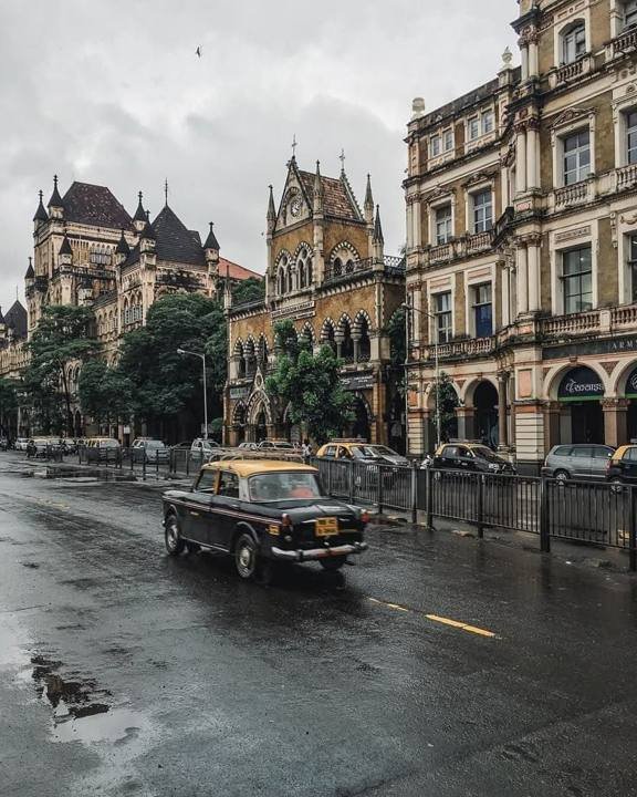 Rainy Fort Street, Mumbai